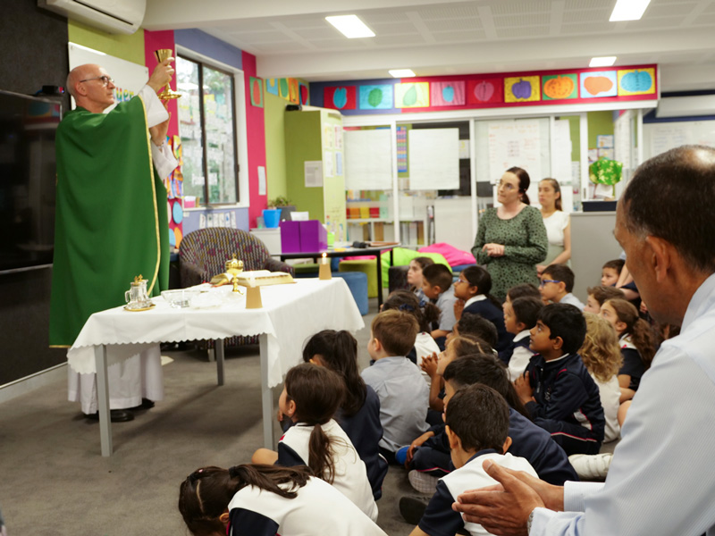 Santa Sophia Catholic College Box Hill RE Primary Mass