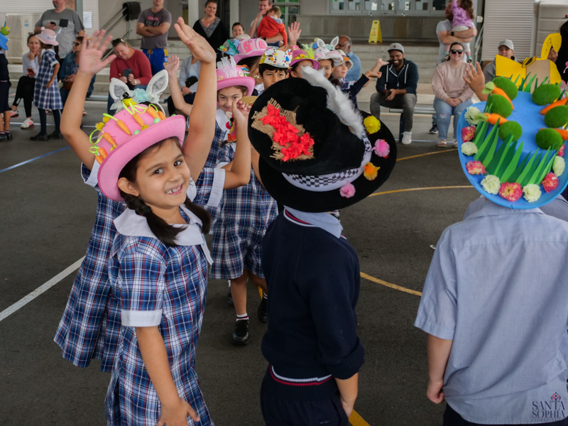 0420_EasterHatParade_full_NI-5