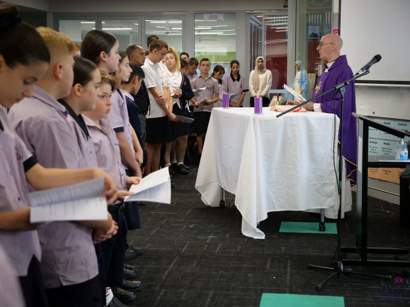 2021_AshWednesday-NewsImage_5