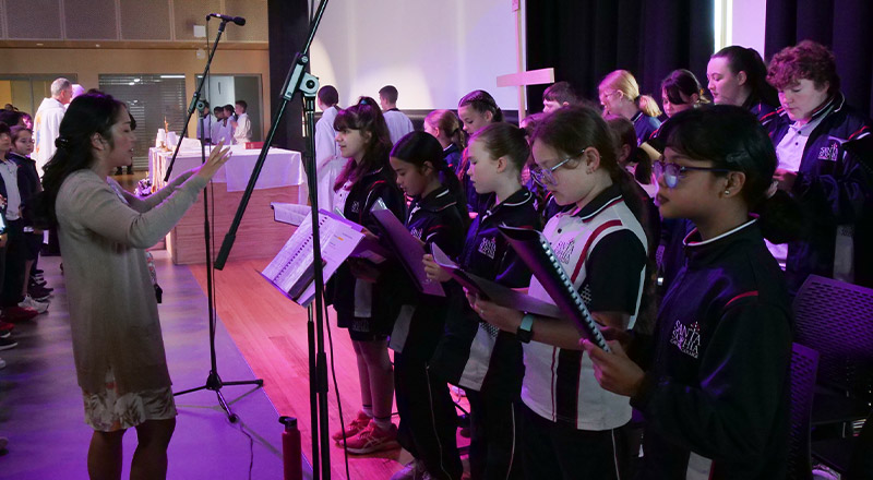 Santa Sophia Catholic College Box Hill choir