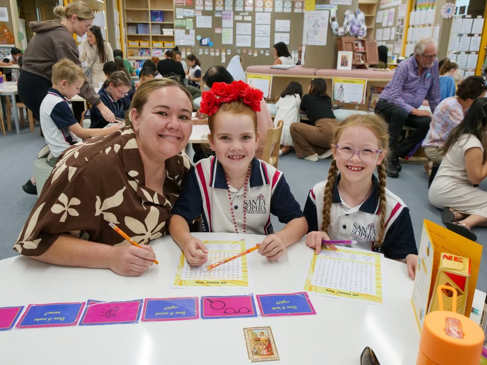 697778665695718_1306349971505248-1