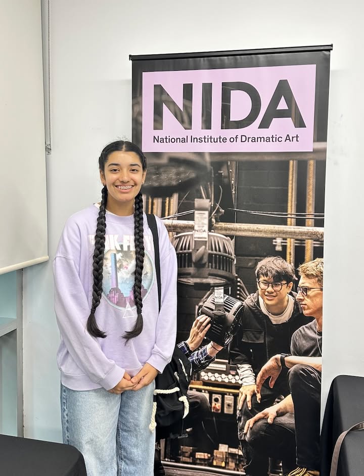 697778665695718_1329958792477699-1