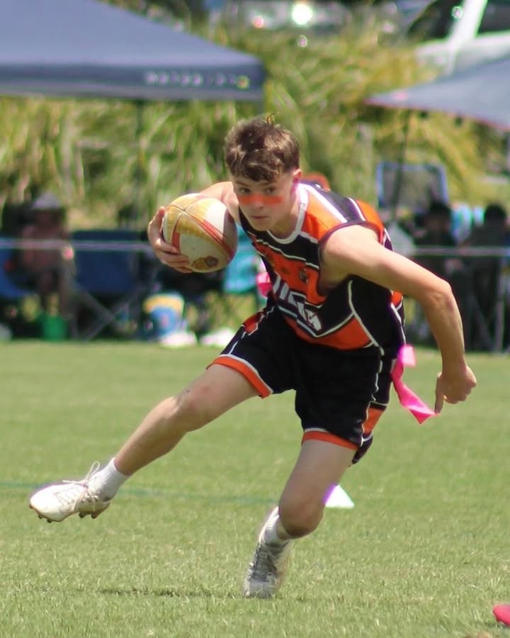 697778665695718_1385637310243180-1