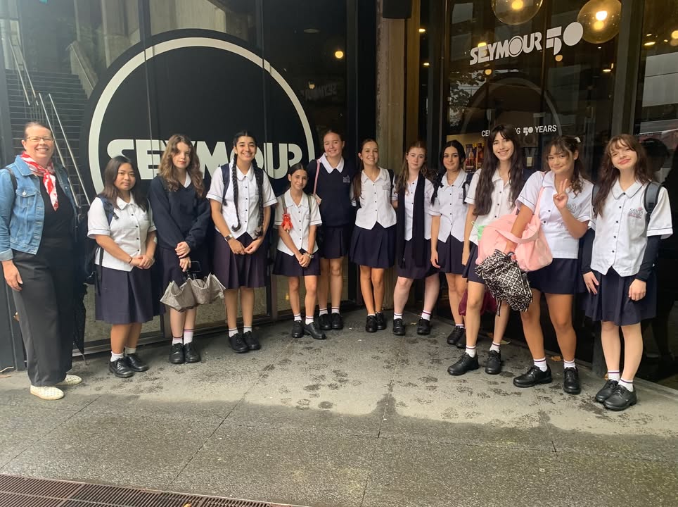 697778665695718_1391177213022523-1