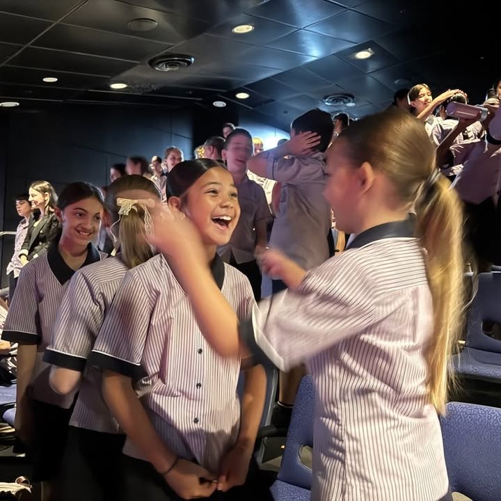 697778665695718_1405444521595792-1