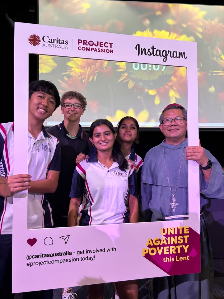 697778665695718_1409653127841598-1