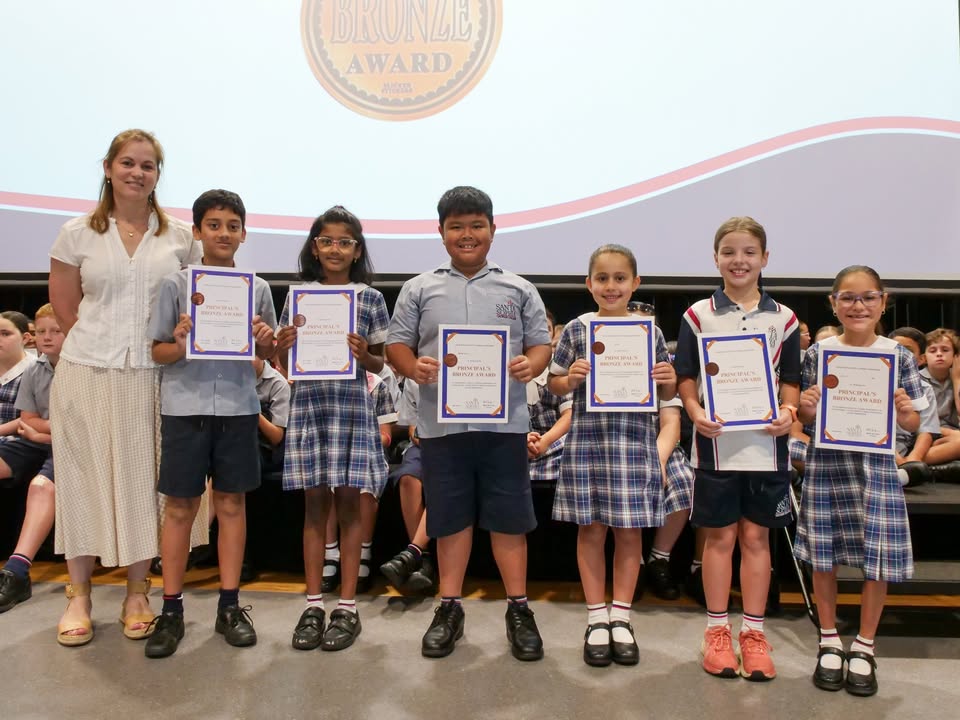 697778665695718_1413601670780077-1