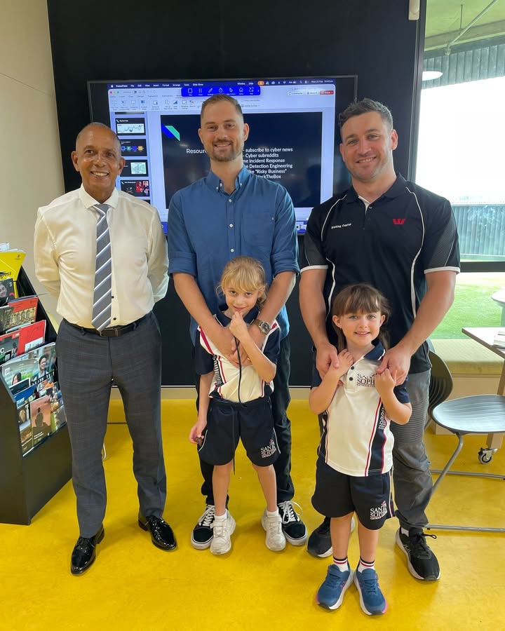 697778665695718_1411246421015602-1