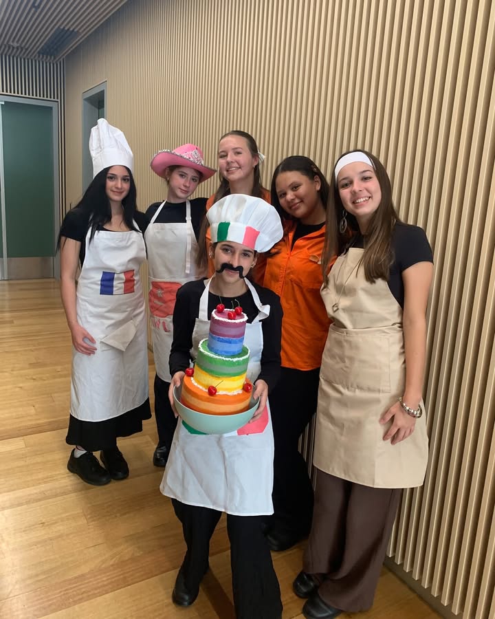 697778665695718_1433948308745413-1