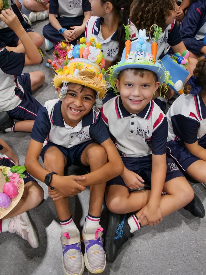 697778665695718_1434043085402602-1